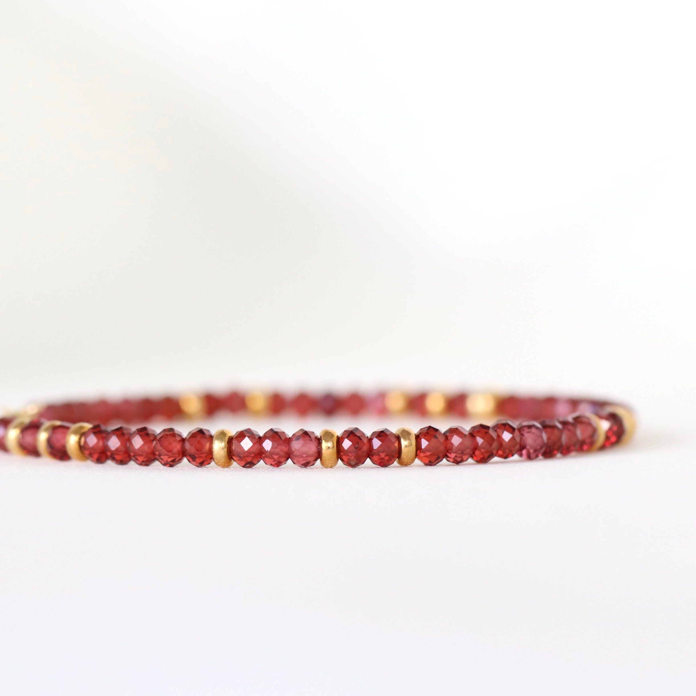 Elegant Malaya Garnet bracelet with gold or silver