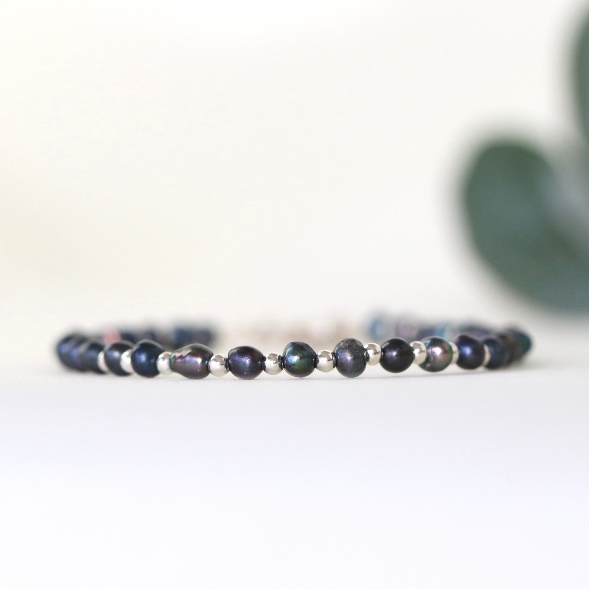 Oberia Jewelry Tahitian Black Pearl bracelet